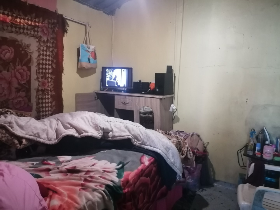 2 Bedroom Property for Sale in Nonqubela Western Cape